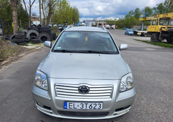 Toyota Avensis cena 9900 przebieg: 267000, rok produkcji 2004 z Łódź małe 106